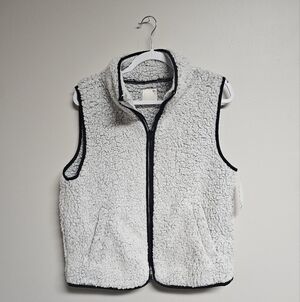 SO Light Gray Faux Fur Fuzzy Soft Zippered  Vest